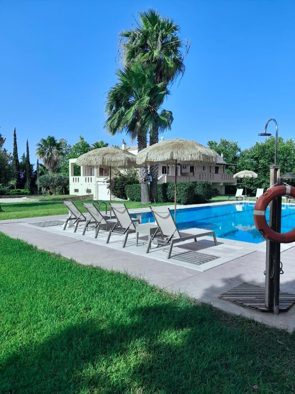 Leone Luxury Villas Kalamákion 외부 사진